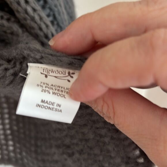 Figwood Women’s chunky knit cropped open knit bell sleeve boho sweater gray S\M - Picture 8 of 9